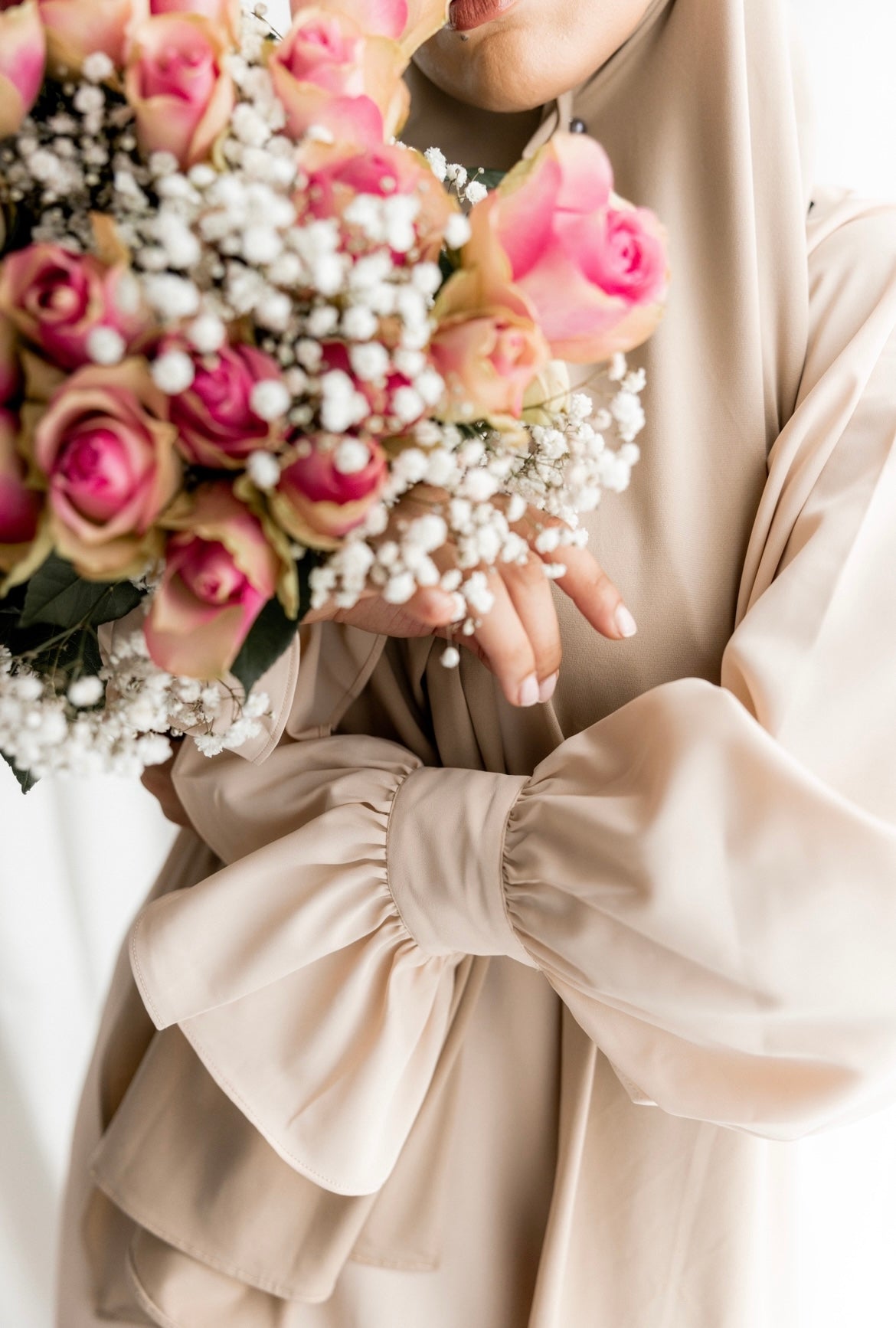 Abaya Rosa x Sand Beige